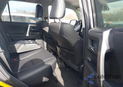 2023 Toyota 4Runner Trd Sport z USA, uszkodzony, nr VIN JTESU5JR0P6145209